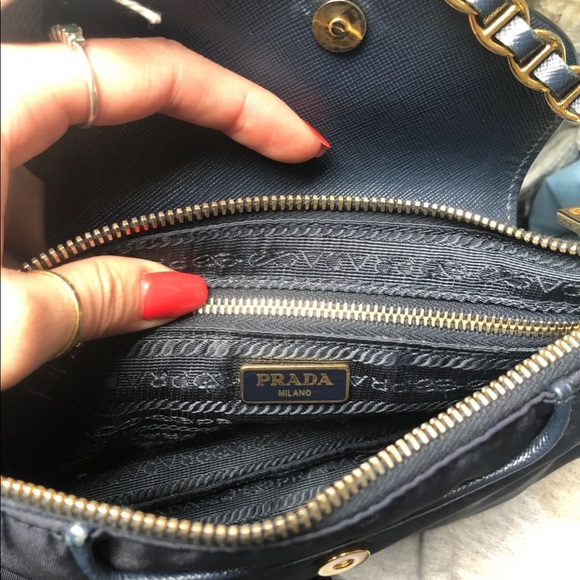 Prada Tessuto Saffiano cross body - Picture 5 of 8